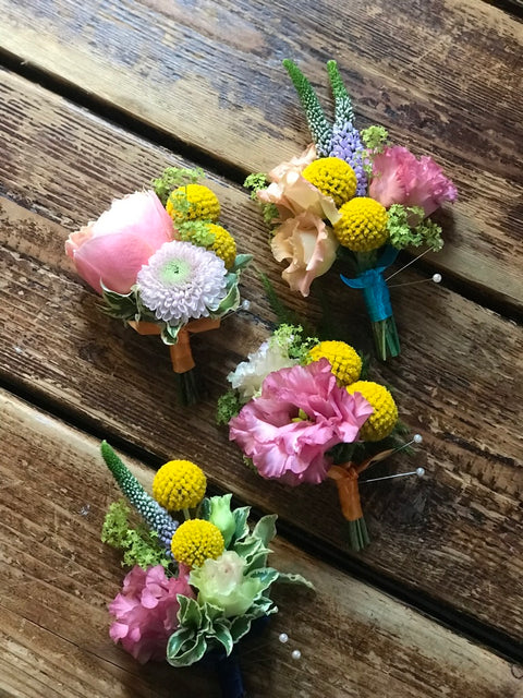 Cluster Stem Buttonhole
