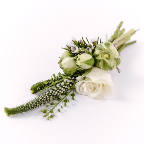 Cluster Stem Buttonhole